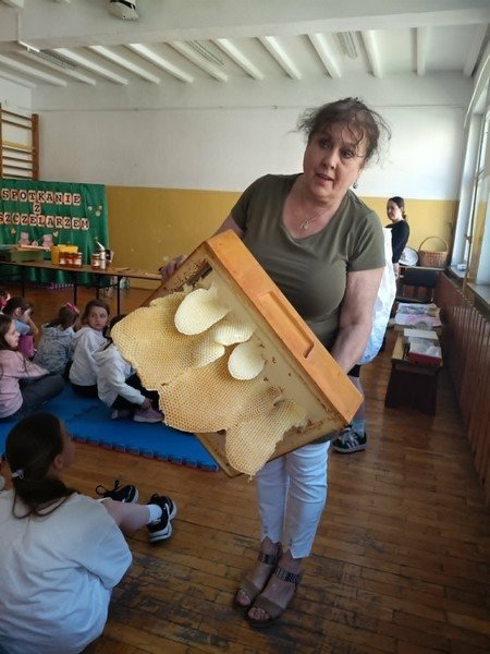 Pszczelarskie pasje łączą pokolenia